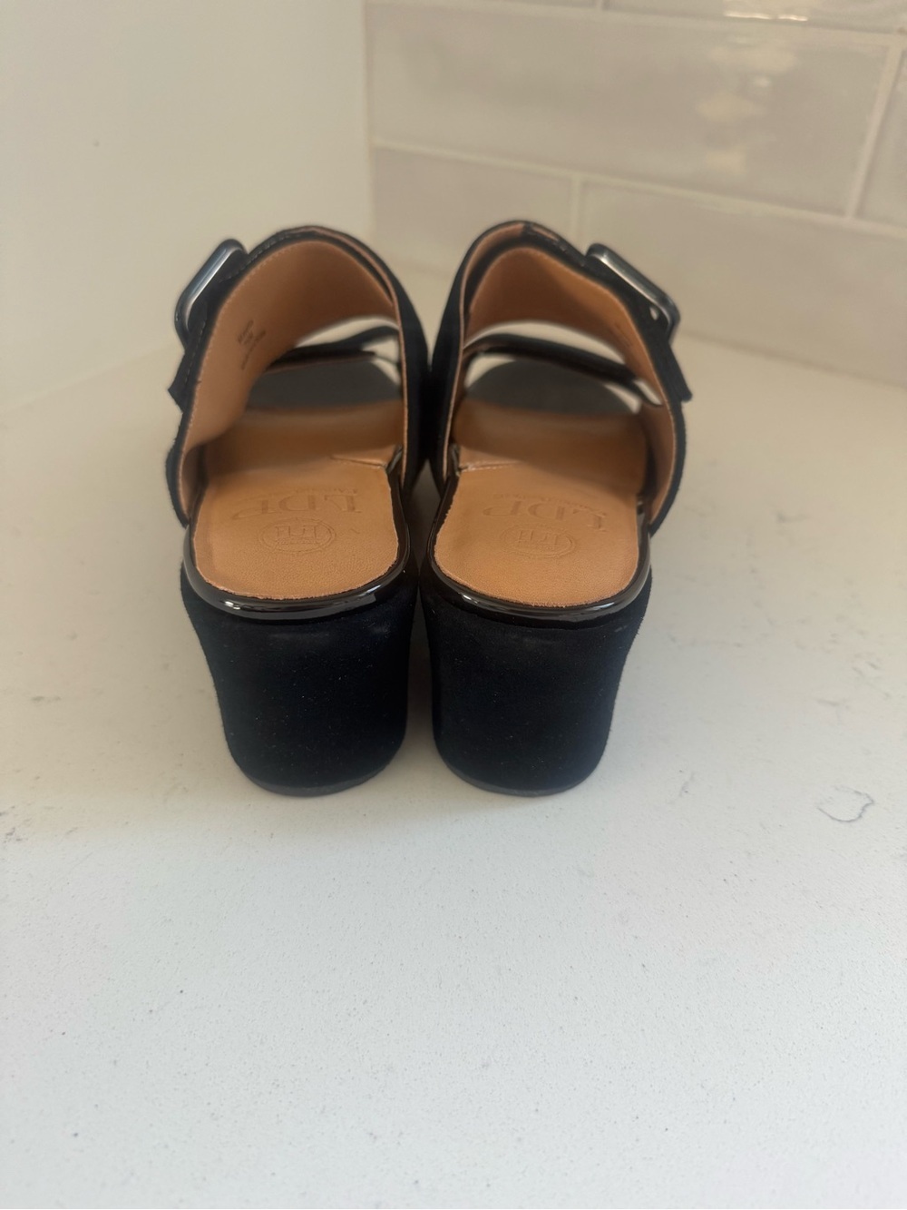 L’Amour Des Pieds Minetta Suede Platform Slides NWOB $255 Retail - Picture 5 of 8